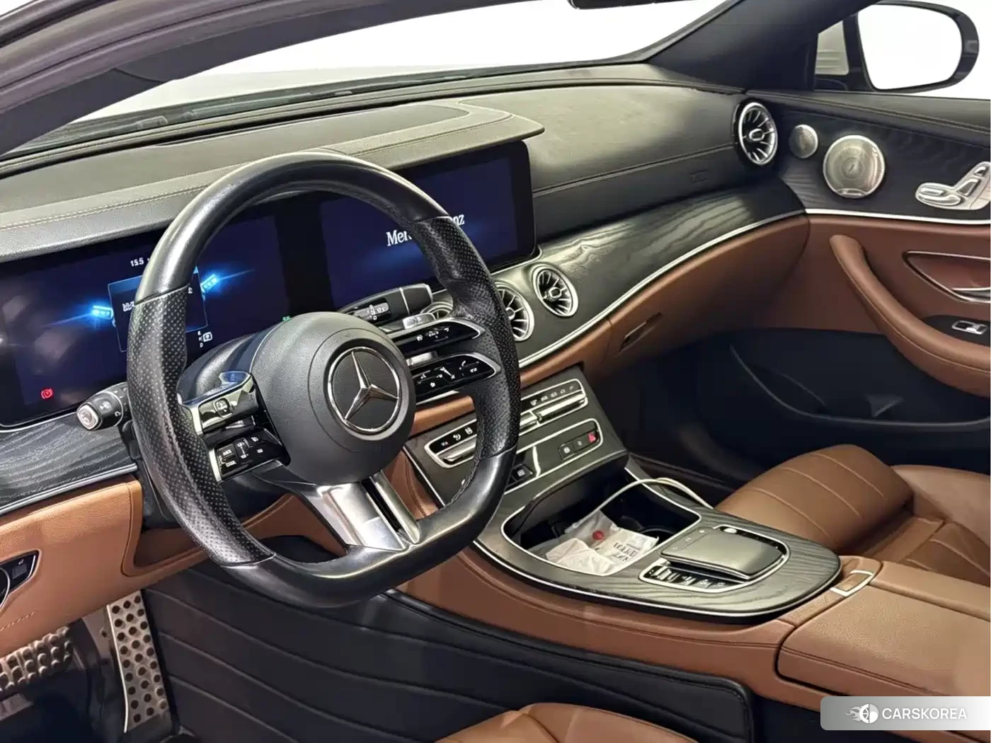 Mercedes-Benz E-Class 2021 Белый из Китая
