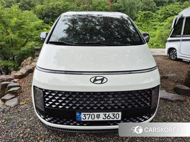 Hyundai Staria 2024 Белый из Кореи