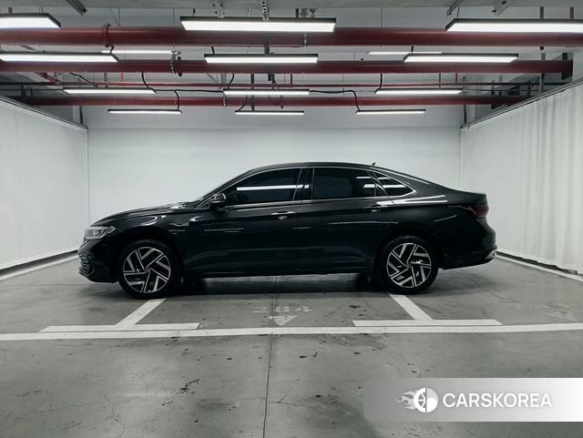 Volkswagen Sagitar 2023 Черный из Китая