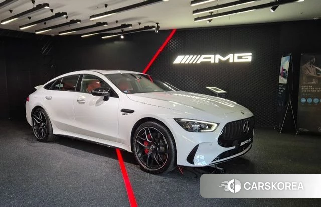 Mercedes-Benz AMG GT 2024 Белый из Кореи