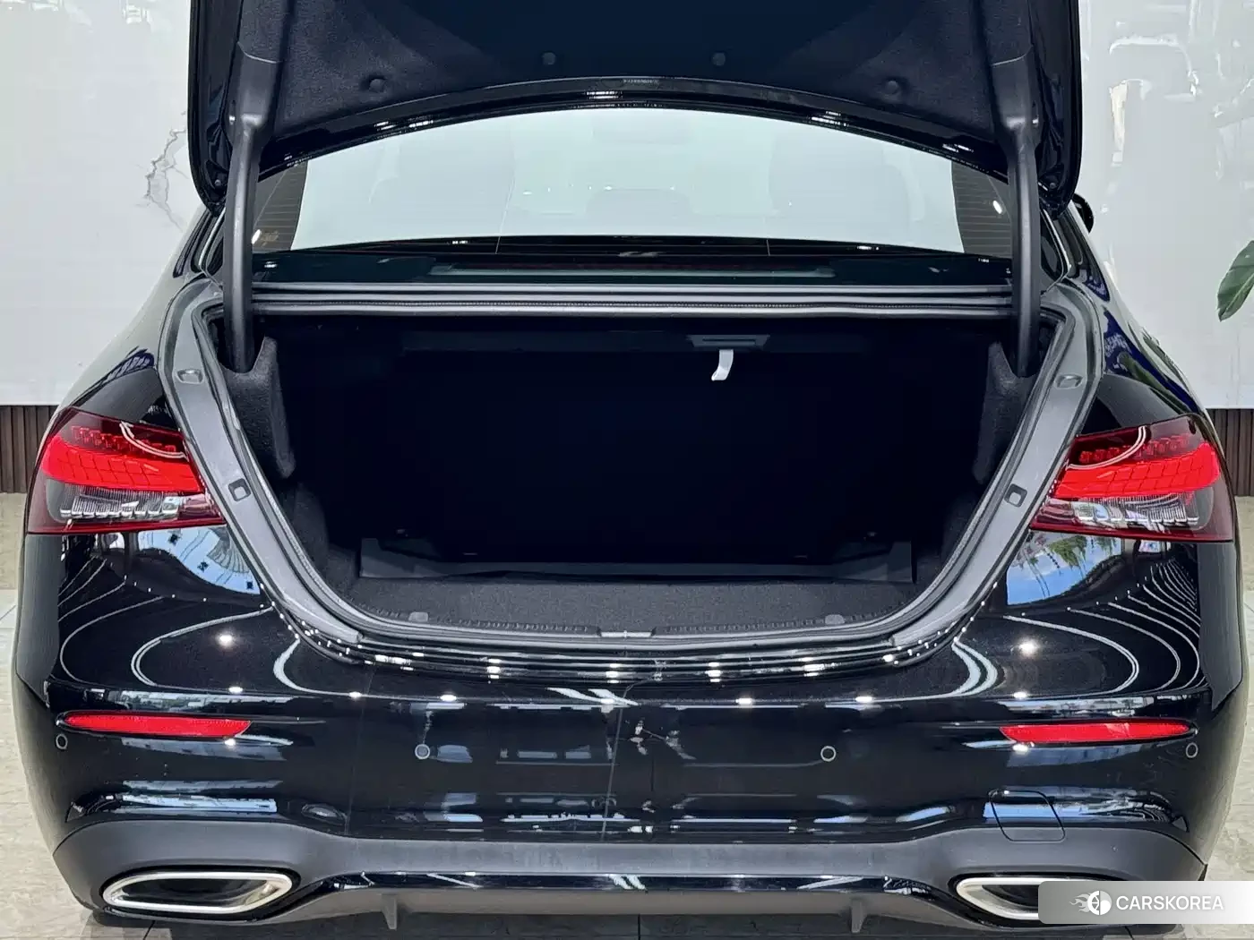 Mercedes-Benz E-Class 2023 Черный из Китая