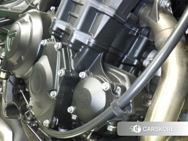 Engine photo