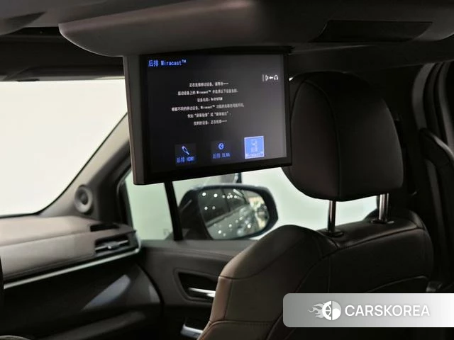 Toyota Saina 2022 Серебристо-серый из Китая