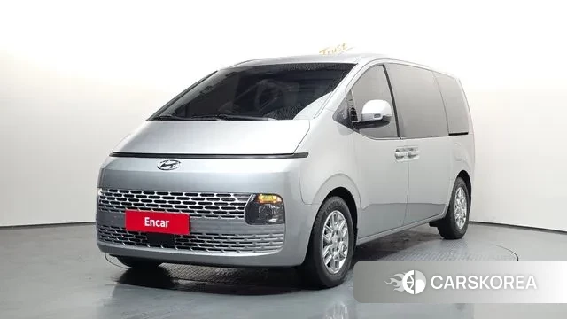 Hyundai Staria 2023 Серебристо-серый из Кореи