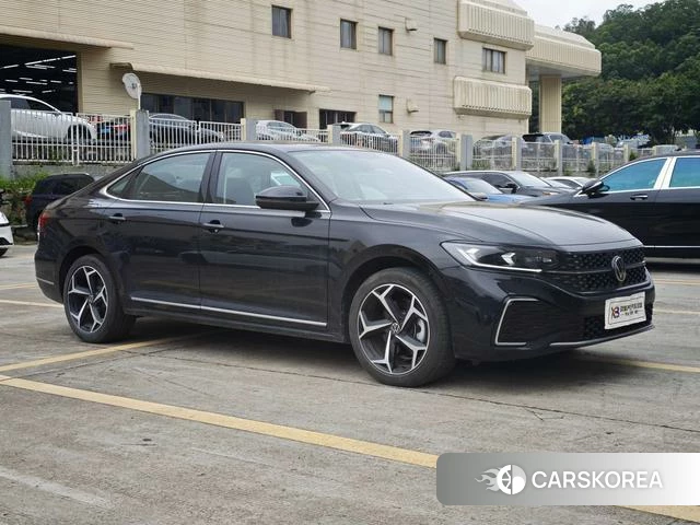 Volkswagen Passat 2026 Черный из Китая