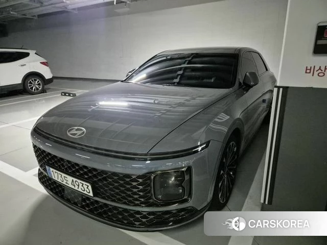 Hyundai Grandeur Hybrid (GN7) 2023 Серебристо-серый из Кореи