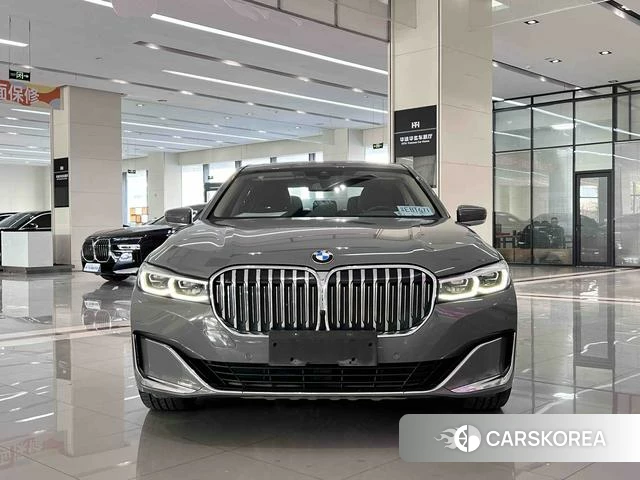 BMW 7 series 2020 Темно-серый из Китая