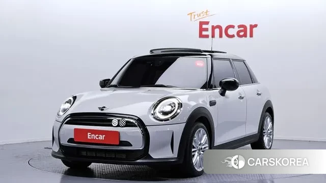 Mini Cooper 2022 Серебряный из Кореи