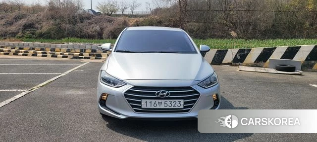 Hyundai Avante AD 2018 Серебряный из Кореи