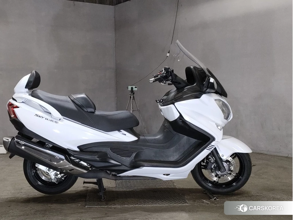 Проданный Suzuki SKYWAVE 650LX 2017 из Японии