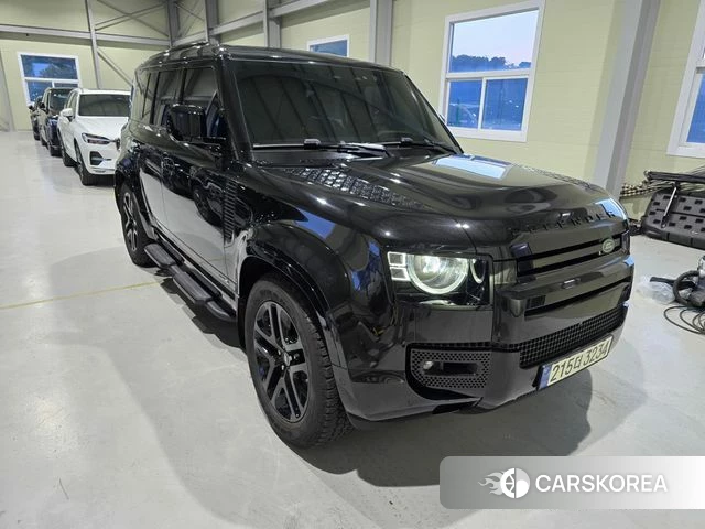 Land Rover Defender (L663) 2025 Черный из Кореи