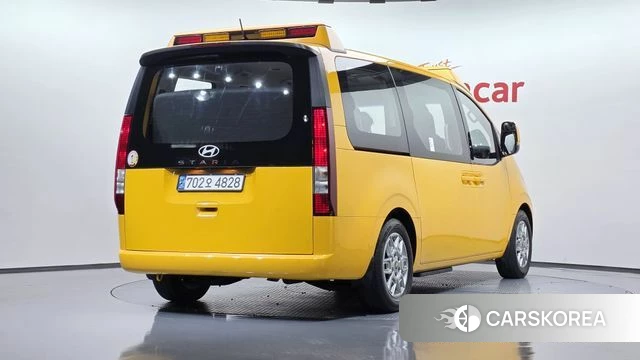 Hyundai Staria 2024 Желтый из Кореи