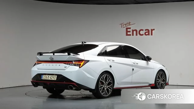 Hyundai Avante (CN7) 2022 Белый из Кореи