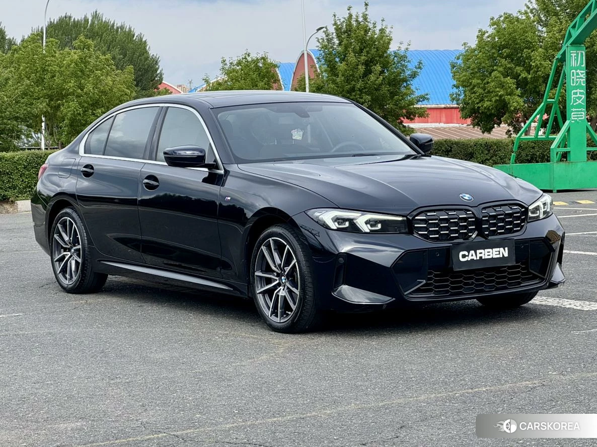 BMW 3 series 2022 Черный из Китая