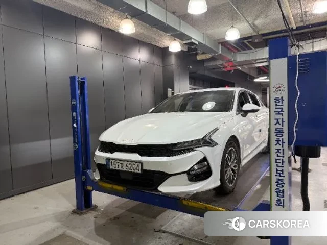 Kia K5 3rd generation 2022 Белый из Кореи