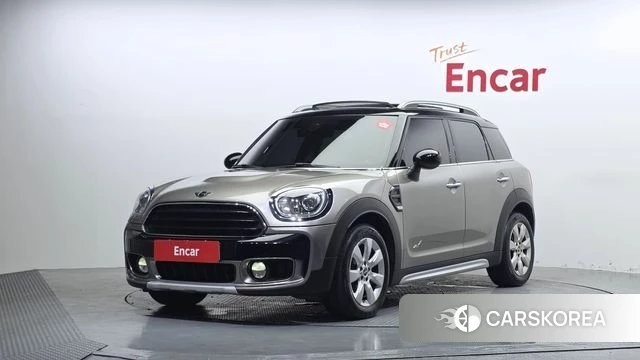 Mini Cooper D Countryman 2018 Серебристо-серый из Кореи