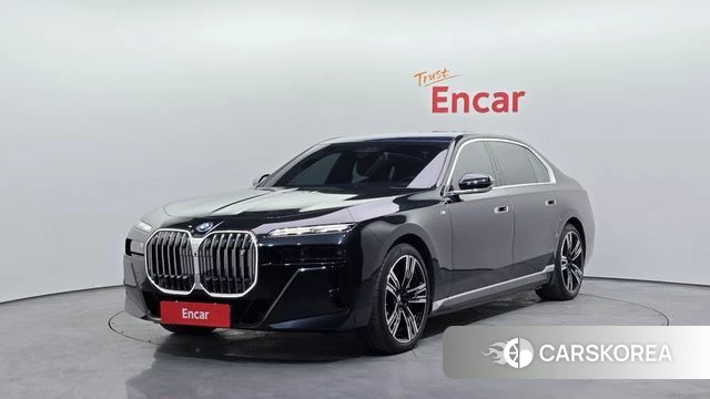 BMW i7 (G70) 2023 Черный из Кореи