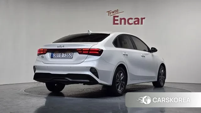 Kia The New K3 2nd generation 2021 Белый из Кореи