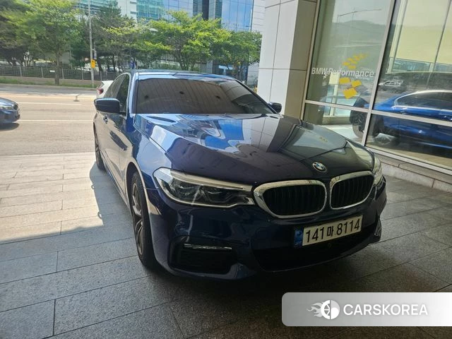 BMW 5 Series (G30) 2018 Синий из Кореи