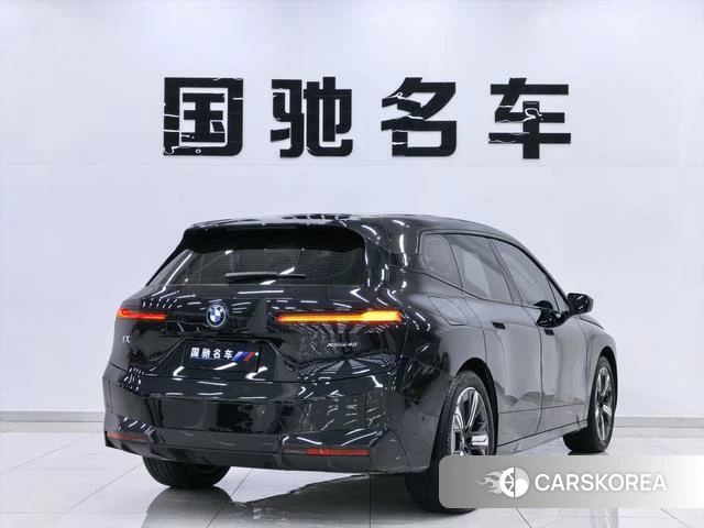 BMW iX 2023 Черный из Китая