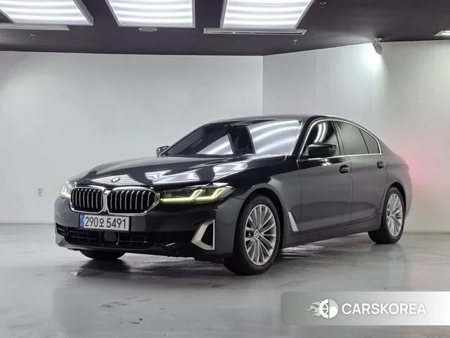 BMW 5 Series (G30) 2020 Серый из Кореи