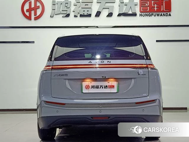 Aian AION Y 2024 Серебристо-серый из Китая