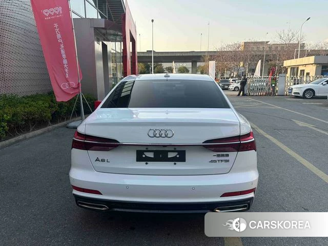 Audi A6L 2020 Белый из Китая