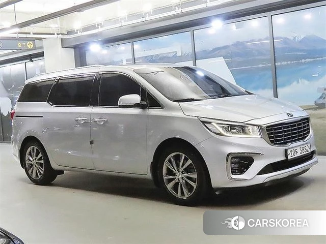 Kia The New Carnival 2018 Серебряный из Кореи