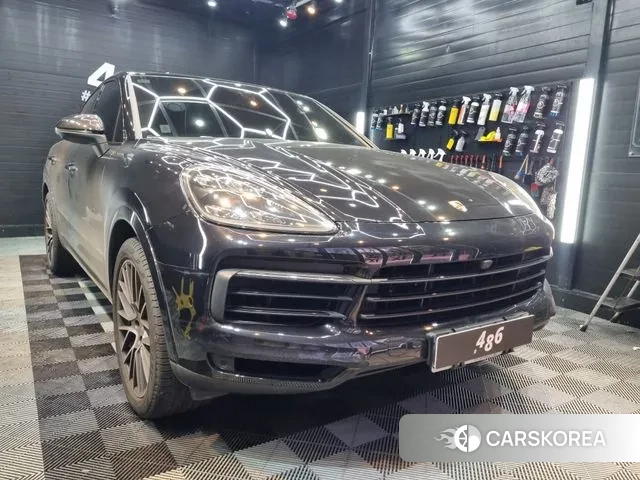 Porsche Cayenne (PO536) 2020 Черный из Кореи