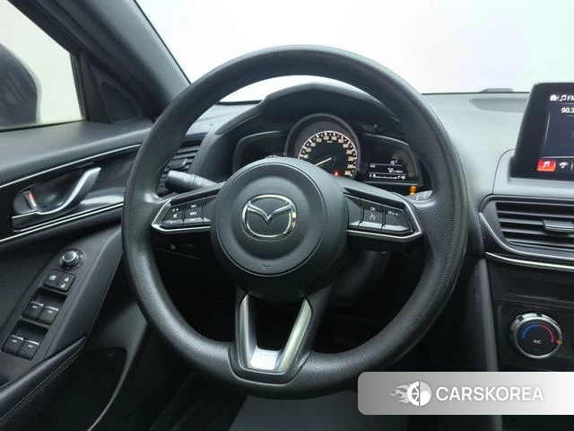 Mazda CX-4 2022 Синий из Китая
