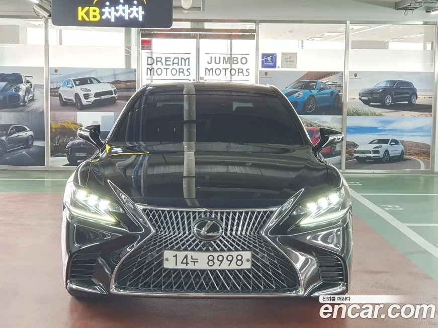 Lexus LS500 5th generation 2018 из Кореи