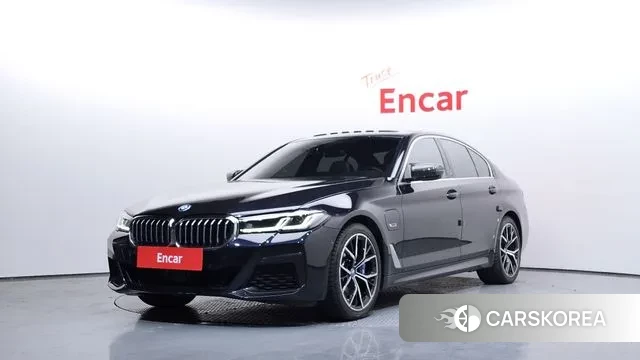 BMW 5 Series (G30) 2021 Черный из Кореи