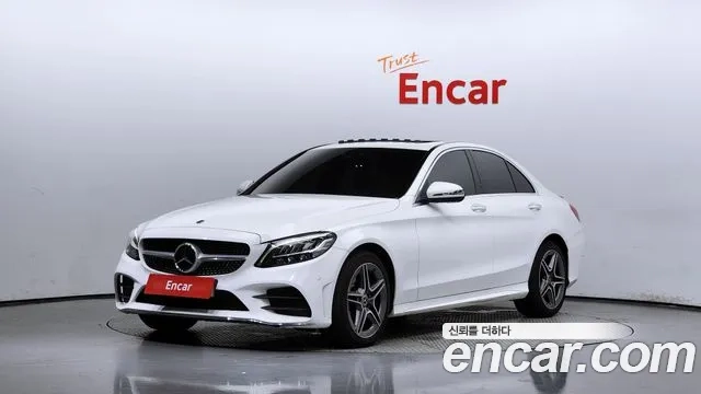 Mercedes-Benz C-Class W205 2021 Белый из Кореи