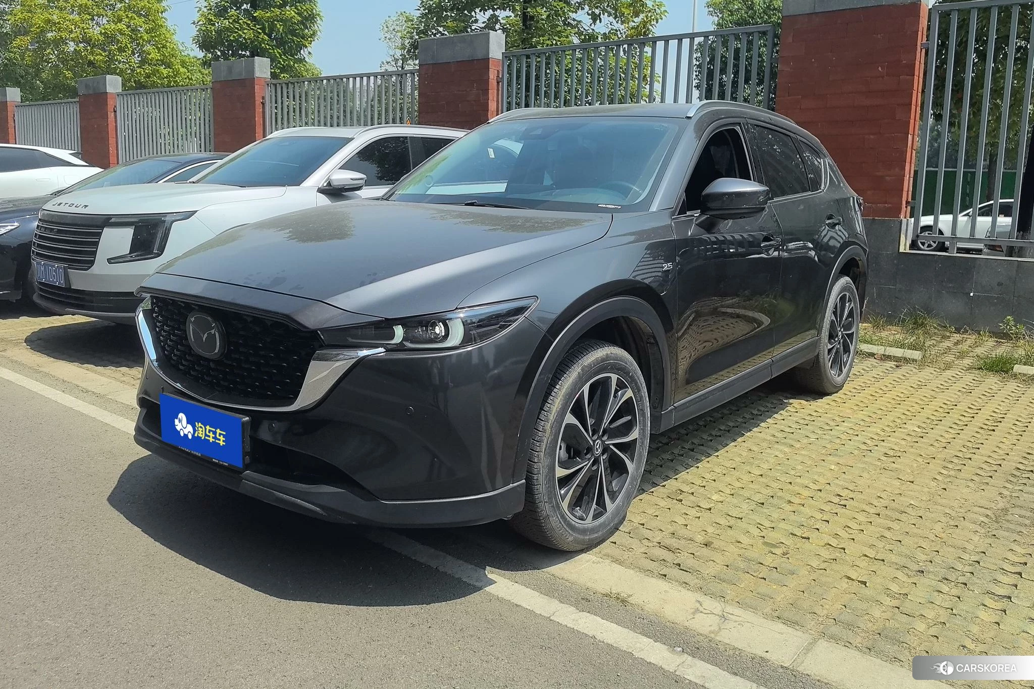 Mazda CX-5 2021 Темно-серый из Китая