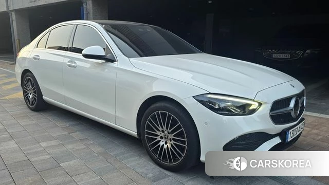 Mercedes-Benz C-Class W206 2022 Белый из Кореи