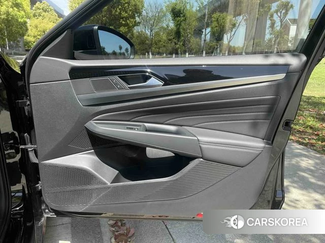 Volkswagen Passat 2021 Черный из Китая