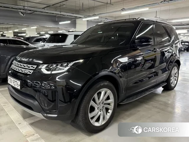 Land Rover Discovery 5 2018 Черный из Кореи