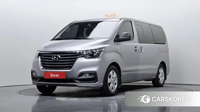 Hyundai The New Grand Starex 2019 Серый из Кореи