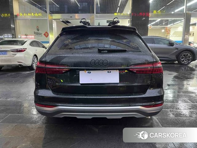 Audi A6 (import) 2022 Черный из Китая