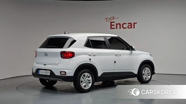 Hyundai Venue 2021 Белый из Кореи