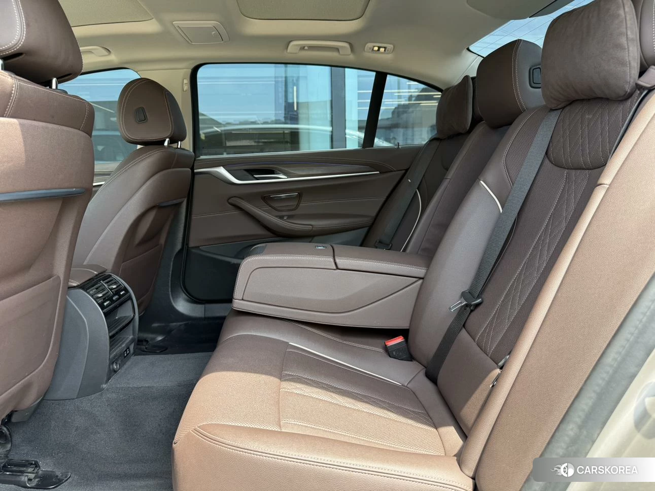 BMW 5 series 2020 Шампань из Китая