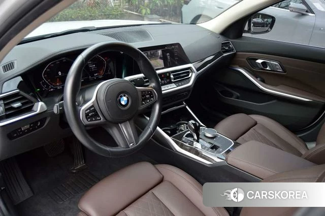 BMW 3 series 2022 Белый из Китая
