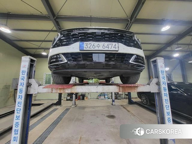Kia Sportage 5th Generation 2023 Белый из Кореи
