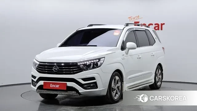 Ssangyong Korando Turismo 2019 Белый из Кореи