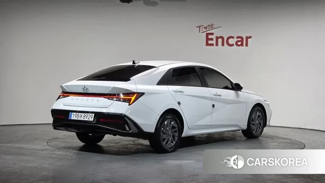 Hyundai The New Avante (CN7) 2025 Белый из Кореи