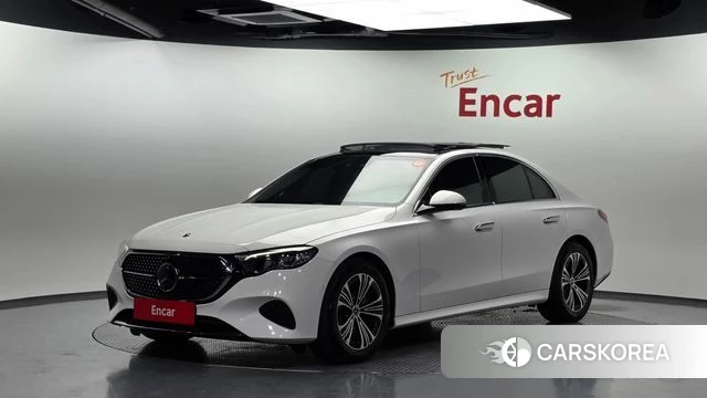 Mercedes-Benz E-Class W214 2024 Белый из Кореи