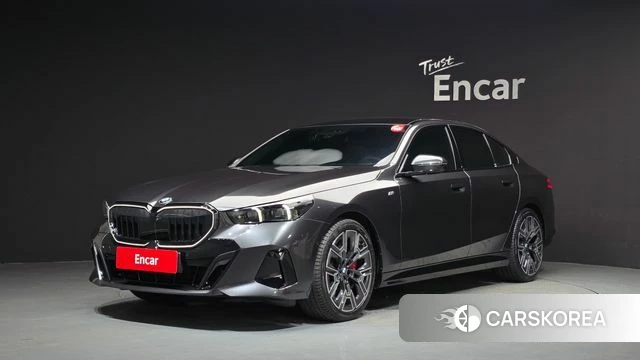 BMW 5 Series (G60) 2025 Серый из Кореи