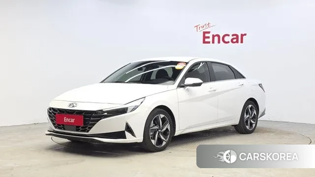 Hyundai Avante Hybrid (CN7) 2023 Белый из Кореи