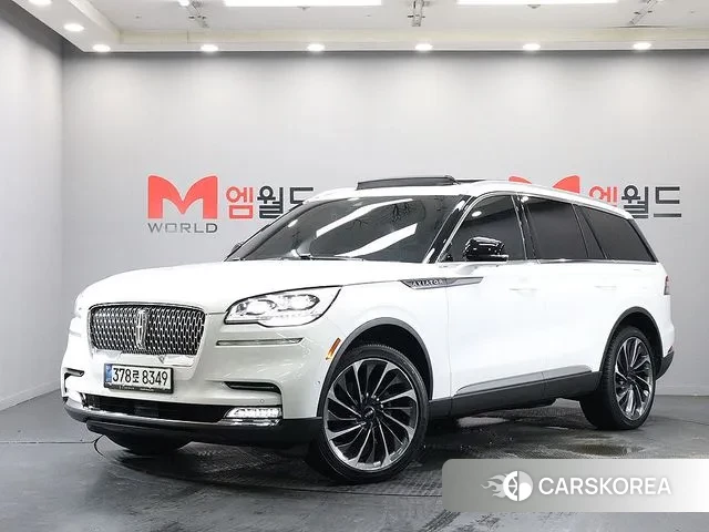 Lincoln Aviator 2nd generation 2021 Белый из Кореи