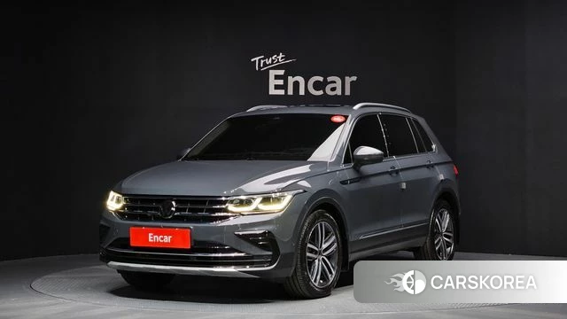 Volkswagen Tiguan second Generation 2023 Серый из Кореи
